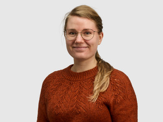 Xenia Dam Frank