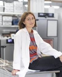 Image of Shayla, sitting in the laboratory 
