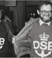 DSB’s chief architect Jens Nielsen (left) and CEO Ole Andreasen (right) dressed in jackets and sweaters from The Danish State Railways (DSB’s) ferry uniform program, launched in 1986.