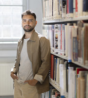 Researcher headshot_Adam Linde Nielsen_Library