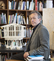 Associate professor Peter Bertram