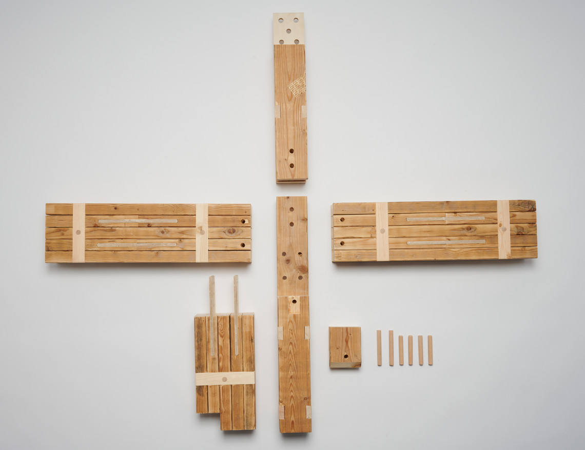 Adskilt 1:1 model 05