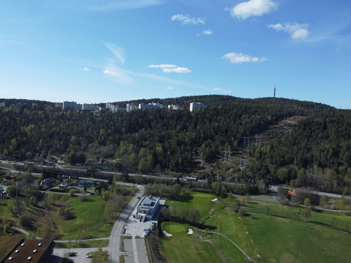 Vestli (med Romsås i bakgrunnen)