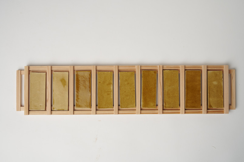 ceramic glazing with ochre 