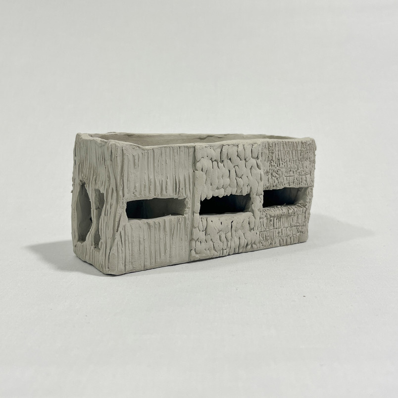 CERAMIC MODEL