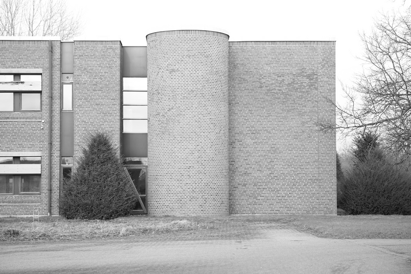 facade with stairwell