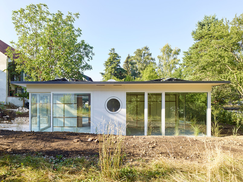 Movable House, Exterior Image