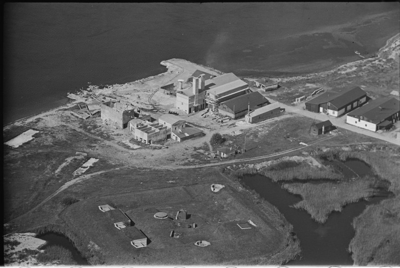 1949