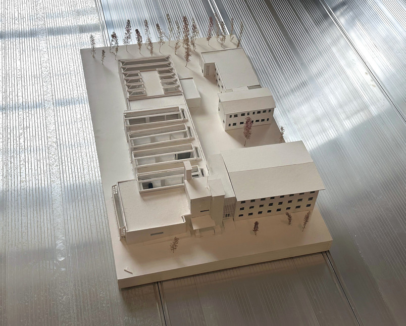 Model, 1:100 