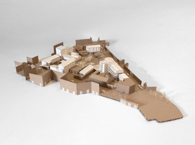 Model 1:200