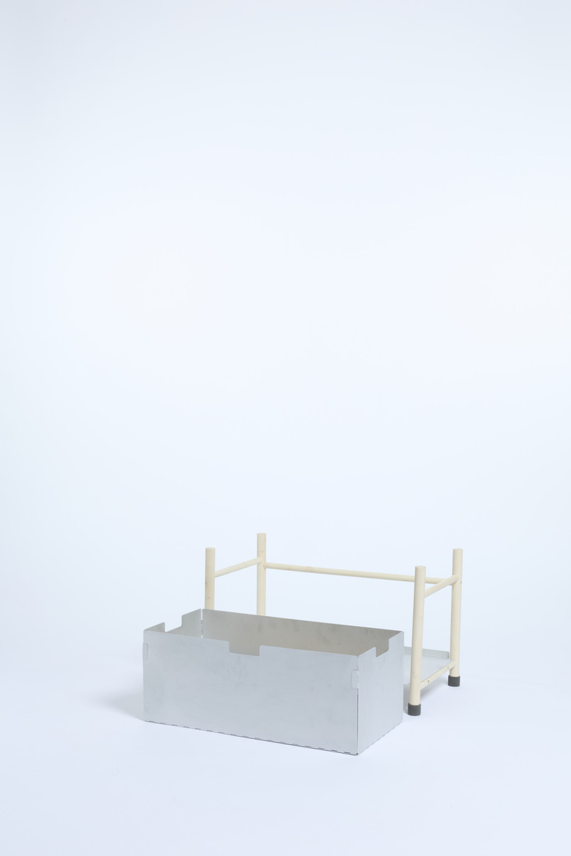 Moving with Traveller Shelf