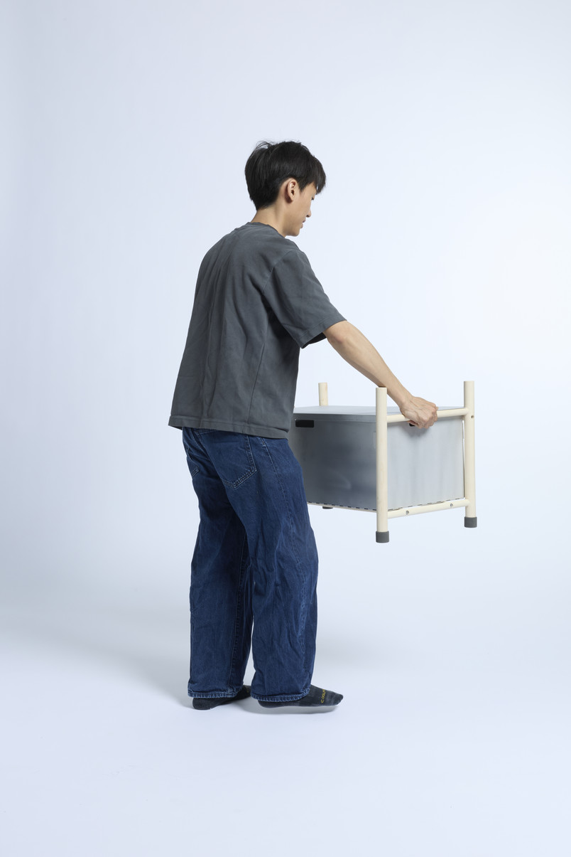 Moving with Traveller Shelf