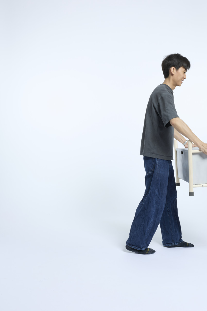 Moving with Traveller Shelf