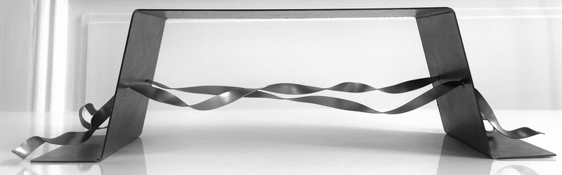 SCALE MODEL . OF A STEEL BENCH . ORIGINATING FROM THE PORTIKUS MOTIF  .  SITE-SPECIFIC SPATIAL CONCEPT . THORVALDSENS MUSEUM . BY JOSEFINE HELL 