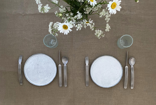 The cutlery in context