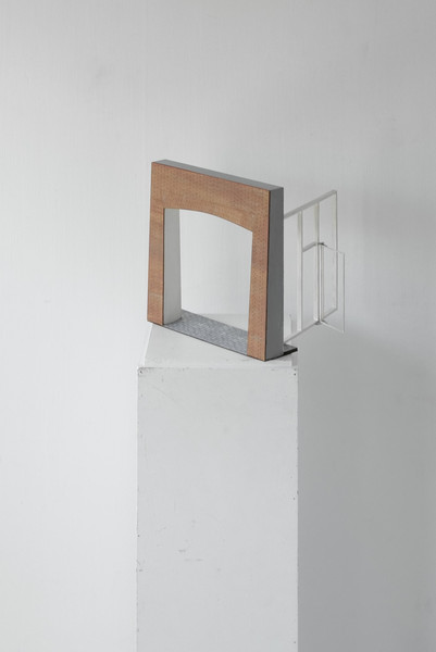 1: 15 model, open