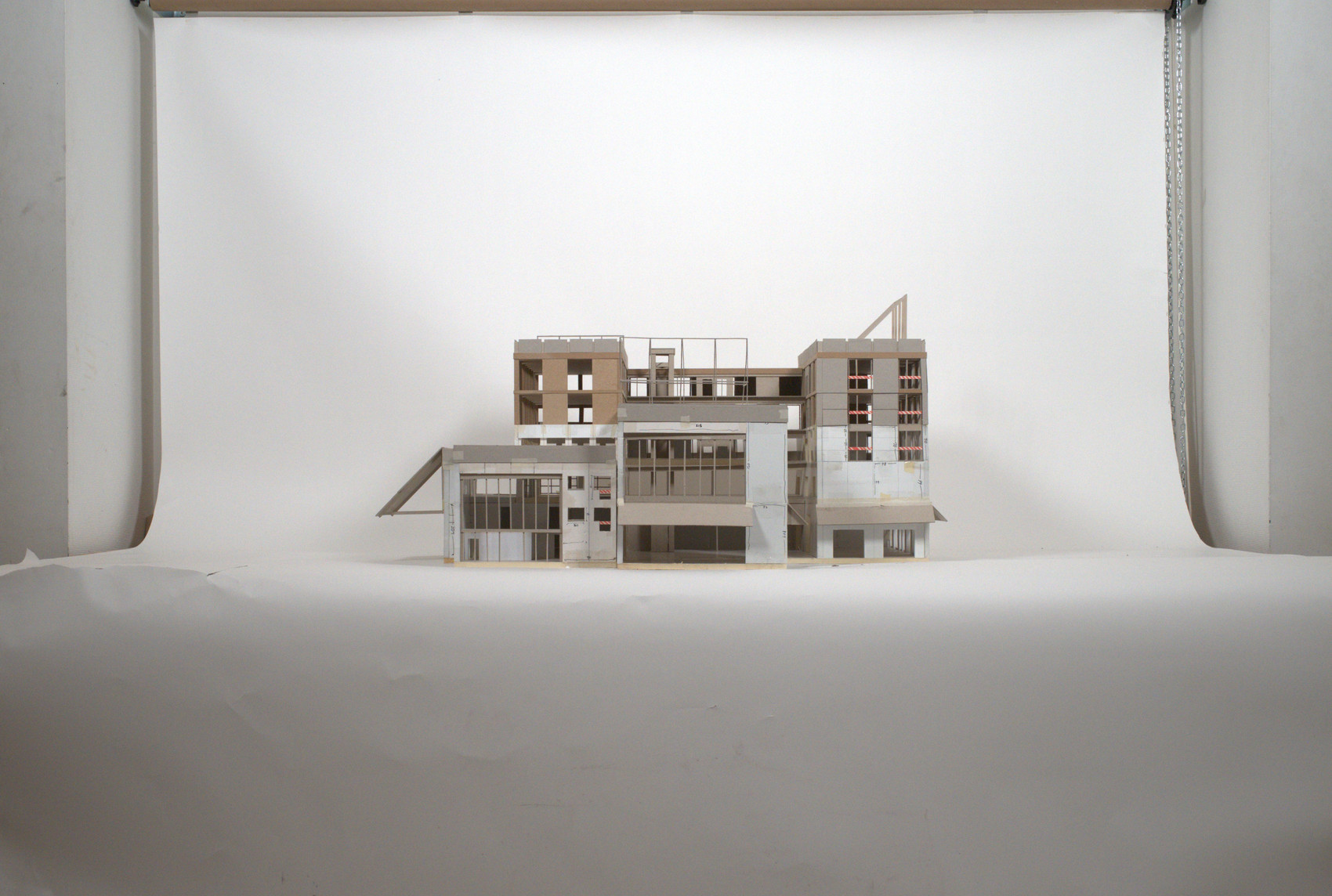 Model, 1:50